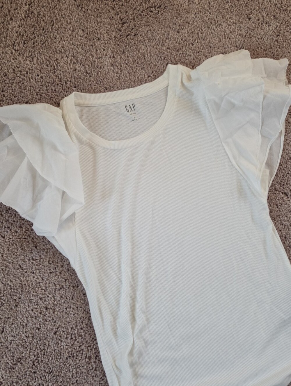 GAP White Ruffle-Sleeve Ribbed Top Large - Picture 2 of 5